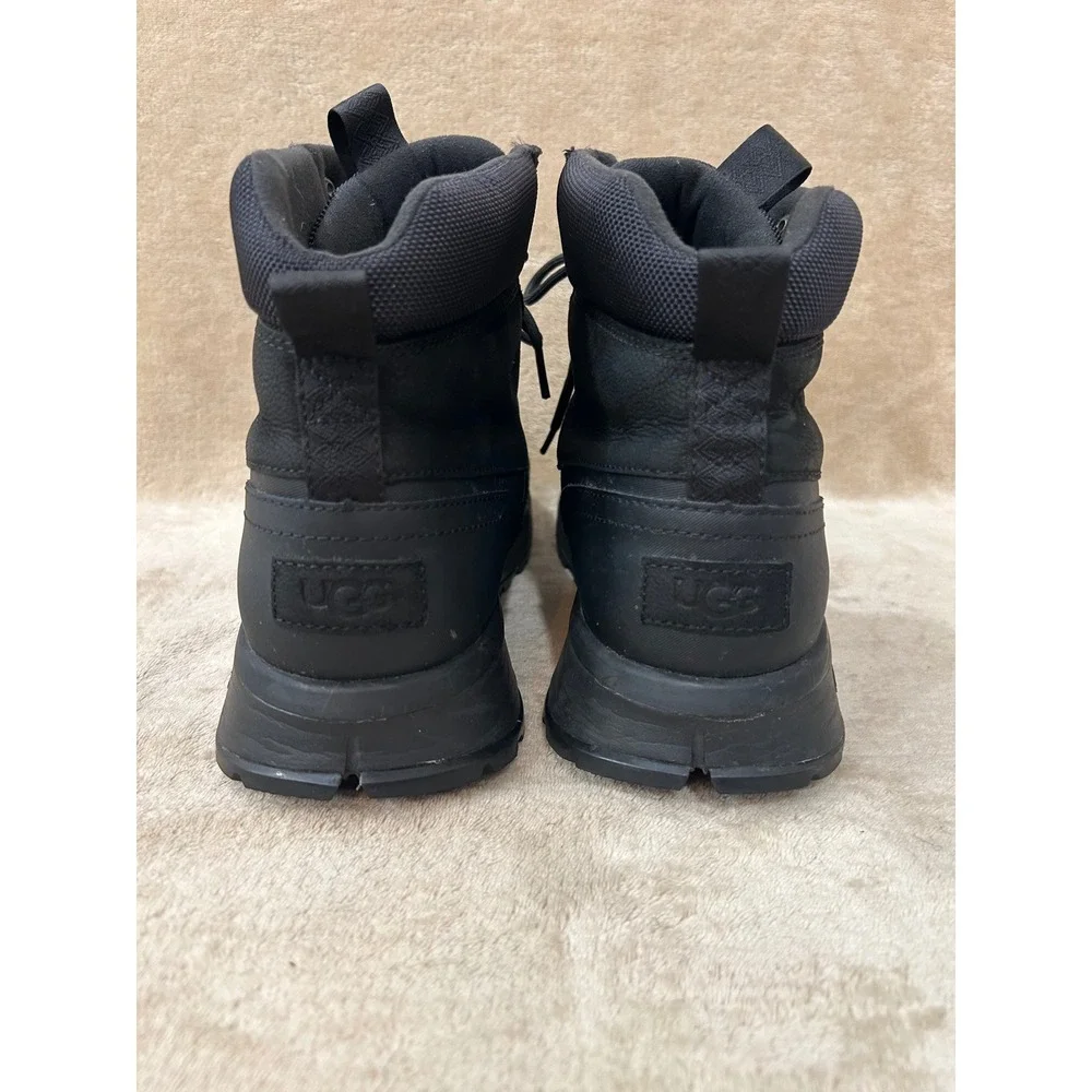 UGG Mens 10 Emmett Duck Boot Black Waterproof Leather Lace Up
